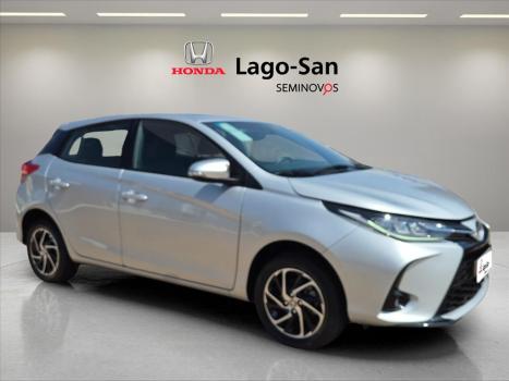 TOYOTA Yaris Hatch 1.5 16V 4P FLEX XLS MULTIDRIVE AUTOMÁTICO CVT, Foto 4