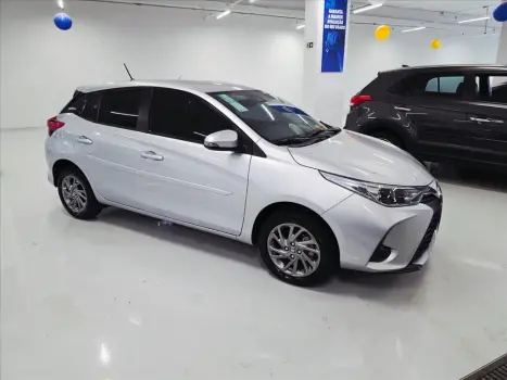 TOYOTA Yaris Hatch 1.5 16V 4P FLEX XS MULTIDRIVE AUTOMÁTICO CVT, Foto 1