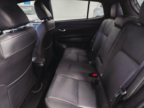 TOYOTA Yaris Hatch 1.5 16V 4P FLEX XS CONNECT MULTIDRIVE AUTOMÁTICO CVT, Foto 8