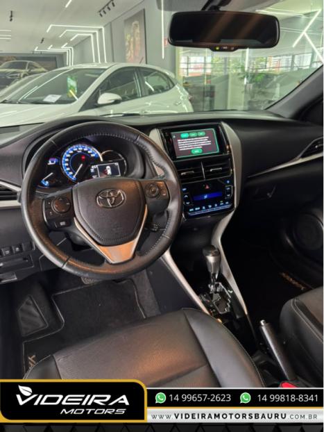 TOYOTA Yaris Hatch 1.5 16V 4P FLEX XS CONNECT MULTIDRIVE AUTOMÁTICO CVT, Foto 9