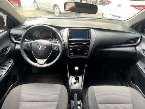 TOYOTA Yaris Hatch 1.5 16V 4P FLEX XL MULTIDRIVE AUTOMÁTICO CVT, Foto 2