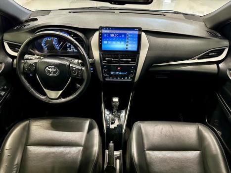 TOYOTA Yaris Hatch 1.5 16V 4P FLEX XS CONNECT MULTIDRIVE AUTOMÁTICO CVT, Foto 7