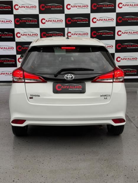 TOYOTA Yaris Hatch 1.3 16V 4P FLEX XL PLUS TECH MULTIDRIVE AUTOMÁTICO CVT, Foto 4