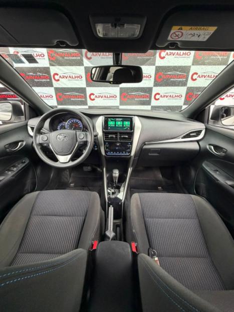 TOYOTA Yaris Hatch 1.3 16V 4P FLEX XL PLUS TECH MULTIDRIVE AUTOMÁTICO CVT, Foto 5