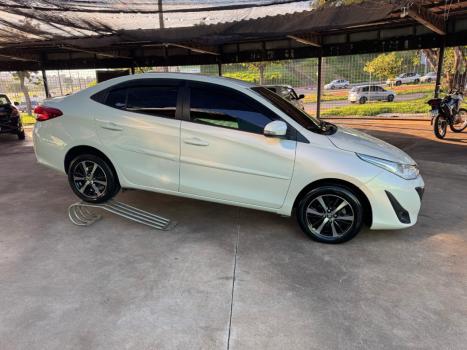TOYOTA Yaris Sedan 1.5 16V 4P FLEX XL, Foto 3