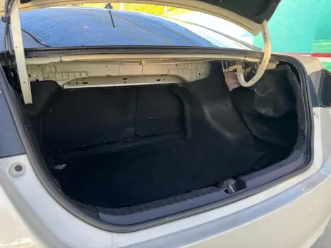 TOYOTA Yaris Sedan 1.5 16V 4P FLEX XL, Foto 13