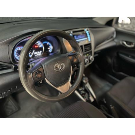 TOYOTA Yaris Sedan 1.5 16V 4P FLEX XL MULTIDRIVE AUTOMÁTICO CVT, Foto 8 TOYOTA Yaris Sedan 1.5 16V 4P FLEX XL MULTIDRIVE AUTOMÁTICO CVT, Foto 8