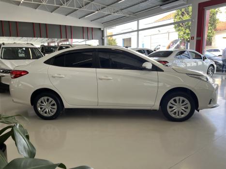 TOYOTA Yaris Sedan 1.5 16V 4P FLEX XL MULTIDRIVE AUTOMTICO CVT, Foto 3