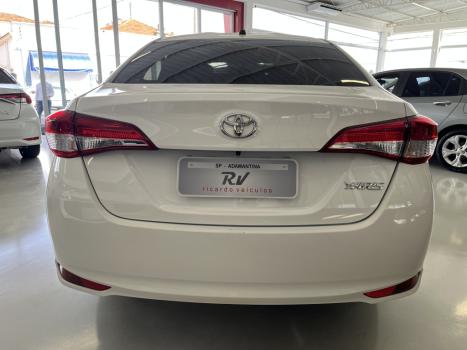 TOYOTA Yaris Sedan 1.5 16V 4P FLEX XL MULTIDRIVE AUTOMTICO CVT, Foto 4