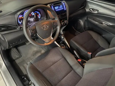 TOYOTA Yaris Sedan 1.5 16V 4P FLEX XL MULTIDRIVE AUTOM�TICO CVT, Foto 7