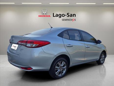 TOYOTA Yaris Sedan 1.5 16V 4P FLEX XL PLUS TECH MULTIDRIVE AUTOMTICO CVT, Foto 3