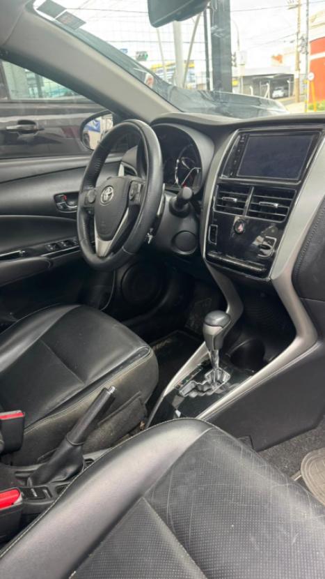 TOYOTA Yaris Sedan 1.5 16V 4P FLEX XLS MULTIDRIVE AUTOM�TICO CVT, Foto 10