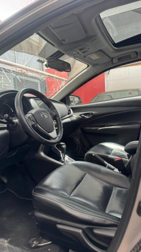 TOYOTA Yaris Sedan 1.5 16V 4P FLEX XLS MULTIDRIVE AUTOM�TICO CVT, Foto 13