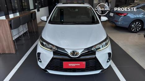 TOYOTA Yaris Sedan 1.5 16V 4P FLEX XLS MULTIDRIVE AUTOMTICO CVT, Foto 2