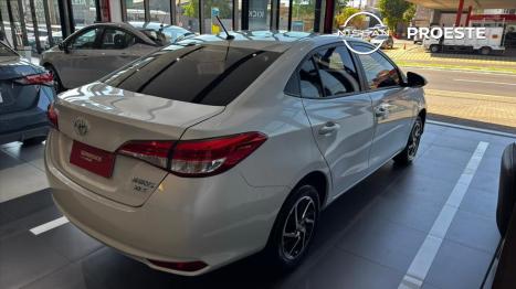 TOYOTA Yaris Sedan 1.5 16V 4P FLEX XLS MULTIDRIVE AUTOMTICO CVT, Foto 4