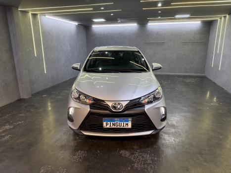 TOYOTA Yaris Sedan 1.5 16V 4P FLEX XS MULTIDRIVE AUTOMTICO CVT, Foto 2