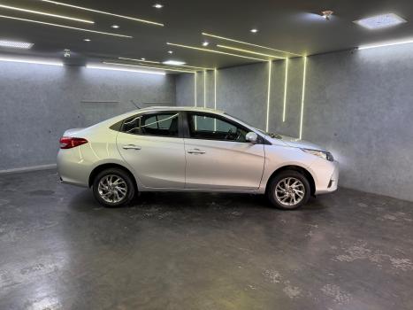 TOYOTA Yaris Sedan 1.5 16V 4P FLEX XS MULTIDRIVE AUTOMTICO CVT, Foto 5