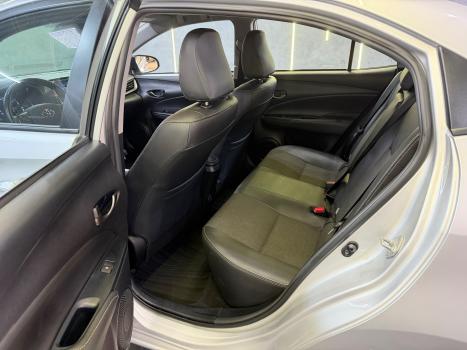 TOYOTA Yaris Sedan 1.5 16V 4P FLEX XS MULTIDRIVE AUTOMTICO CVT, Foto 9