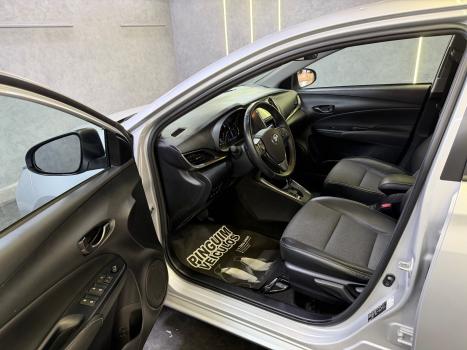 TOYOTA Yaris Sedan 1.5 16V 4P FLEX XS MULTIDRIVE AUTOMTICO CVT, Foto 10