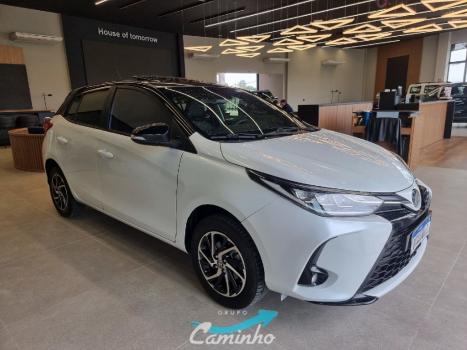 TOYOTA Yaris Sedan 1.5 16V 4P FLEX XLS CONNECT MULTIDRIVE AUTOM�TICO CVT, Foto 3