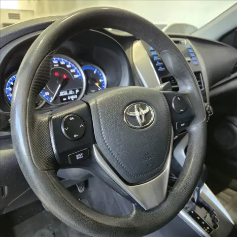 TOYOTA Yaris Sedan 1.5 16V 4P FLEX XL LIVE MULTIDRIVE AUTOMTICO CVT, Foto 10
