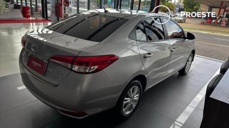 TOYOTA Yaris Sedan 1.5 16V 4P FLEX XL MULTIDRIVE AUTOMTICO CVT, Foto 4