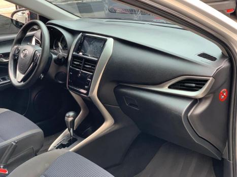 TOYOTA Yaris Sedan 1.5 16V 4P FLEX XS CONNECT MULTIDRIVE AUTOM�TICO CVT, Foto 5