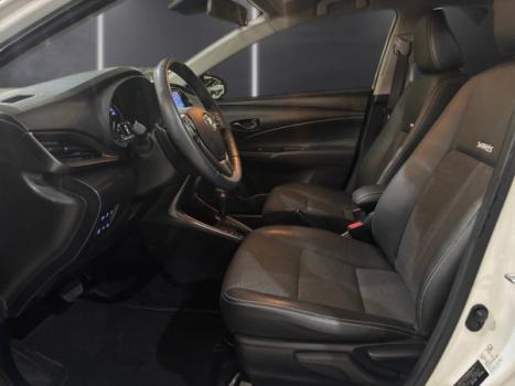TOYOTA Yaris Sedan 1.5 16V 4P FLEX XS CONNECT MULTIDRIVE AUTOM�TICO CVT, Foto 7