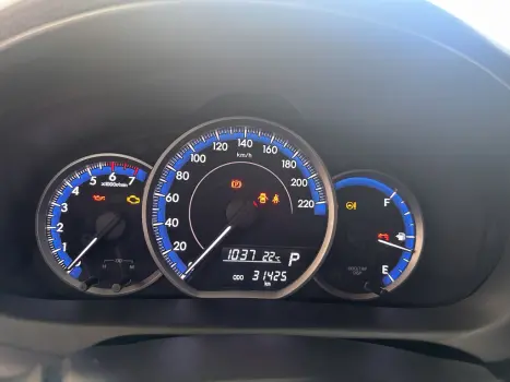 TOYOTA Yaris Sedan 1.5 16V 4P FLEX XL MULTIDRIVE AUTOM�TICO CVT, Foto 9