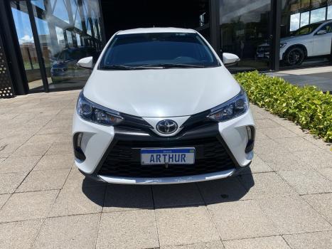 TOYOTA Yaris Sedan 1.5 16V 4P FLEX XS MULTIDRIVE AUTOM�TICO CVT, Foto 2