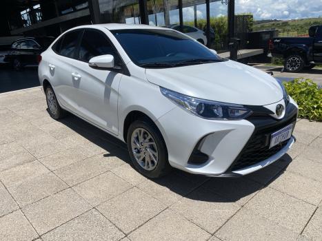 TOYOTA Yaris Sedan 1.5 16V 4P FLEX XS MULTIDRIVE AUTOM�TICO CVT, Foto 3