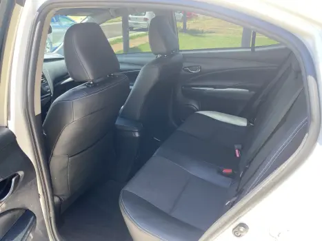 TOYOTA Yaris Sedan 1.5 16V 4P FLEX XS MULTIDRIVE AUTOM�TICO CVT, Foto 9