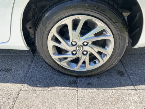 TOYOTA Yaris Sedan 1.5 16V 4P FLEX XS MULTIDRIVE AUTOM�TICO CVT, Foto 11