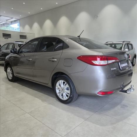 TOYOTA Yaris Sedan 1.5 16V 4P FLEX XL MULTIDRIVE AUTOM�TICO CVT, Foto 6