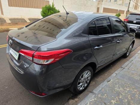 TOYOTA Yaris Sedan 1.5 16V 4P FLEX XS CONNECT MULTIDRIVE AUTOM�TICO CVT, Foto 5