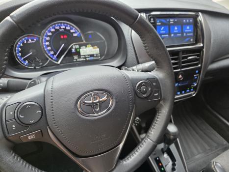TOYOTA Yaris Sedan 1.5 16V 4P FLEX XS CONNECT MULTIDRIVE AUTOM�TICO CVT, Foto 9