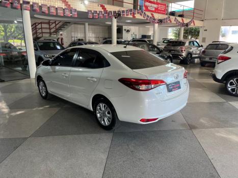 TOYOTA Yaris Sedan 1.5 16V 4P FLEX XL PLUS CONNECT MULTIDRIVE AUTOM�TICO CVT, Foto 4