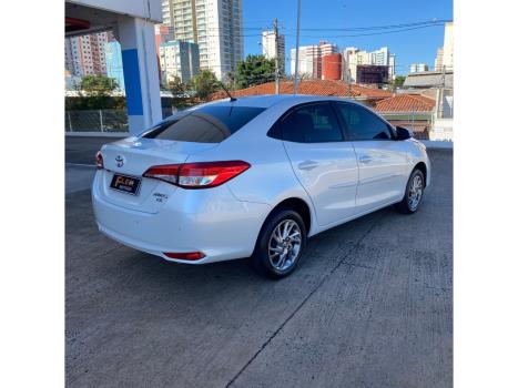 TOYOTA Yaris Sedan 1.5 16V 4P FLEX XS CONNECT MULTIDRIVE AUTOM�TICO CVT, Foto 4