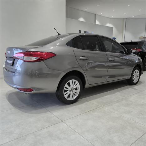 TOYOTA Yaris Sedan 1.5 16V 4P FLEX XL MULTIDRIVE AUTOM�TICO CVT, Foto 4