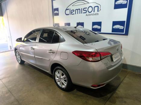 TOYOTA Yaris Sedan 1.3 16V 4P FLEX XL MULTIDRIVE AUTOM�TICO CVT, Foto 3