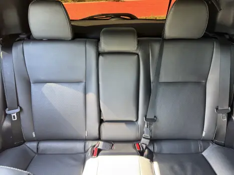 TOYOTA Yaris Sedan 1.5 16V 4P FLEX XLS CONNECT MULTIDRIVE AUTOM�TICO CVT, Foto 17