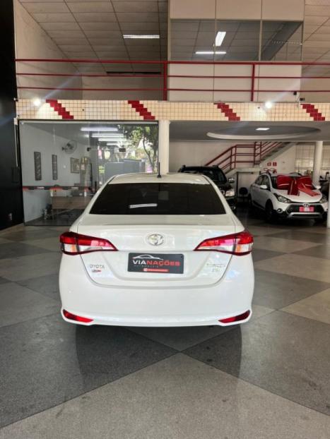 TOYOTA Yaris Sedan 1.5 16V 4P FLEX XL PLUS TECH MULTIDRIVE AUTOM�TICO CVT, Foto 9