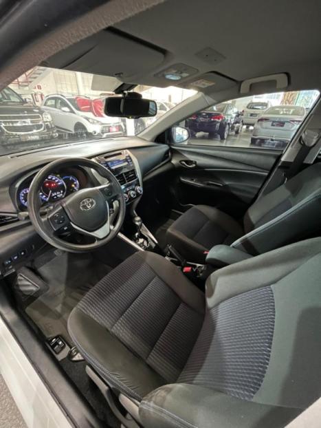 TOYOTA Yaris Sedan 1.5 16V 4P FLEX XL PLUS TECH MULTIDRIVE AUTOM�TICO CVT, Foto 17