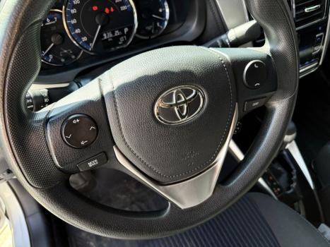 TOYOTA Yaris Sedan 1.5 16V 4P FLEX PLUS MULTIDRIVE AUTOM�TICO CVT, Foto 17