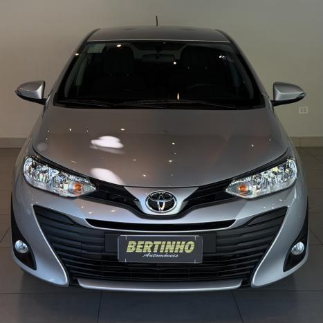 TOYOTA Yaris Sedan 1.5 16V 4P FLEX XL MULTIDRIVE AUTOM�TICO CVT, Foto 4