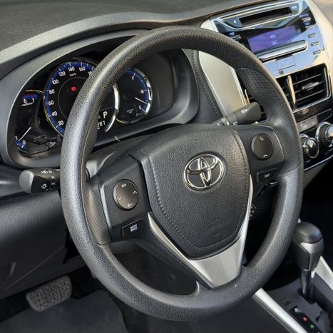 TOYOTA Yaris Sedan 1.5 16V 4P FLEX XL MULTIDRIVE AUTOM�TICO CVT, Foto 8