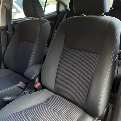 TOYOTA Yaris Sedan 1.5 16V 4P FLEX XL MULTIDRIVE AUTOM�TICO CVT, Foto 11