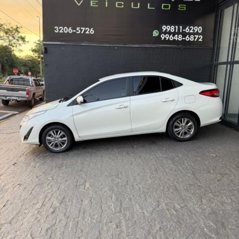 TOYOTA Yaris Sedan 1.3 16V 4P FLEX XL PLUS TECH MULTIDRIVE AUTOM�TICO CVT, Foto 4