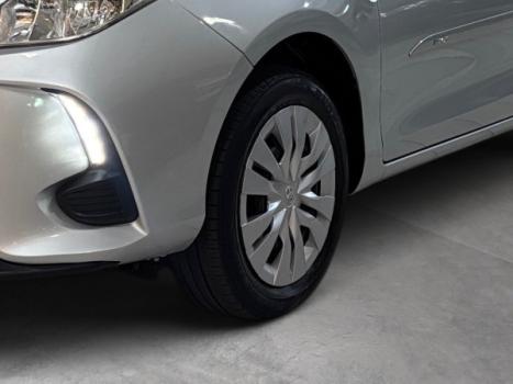 TOYOTA Yaris Sedan 1.5 16V 4P FLEX XL LIVE MULTIDRIVE AUTOM�TICO CVT, Foto 2
