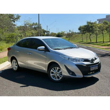 TOYOTA Yaris Sedan 1.5 16V 4P FLEX XL, Foto 2